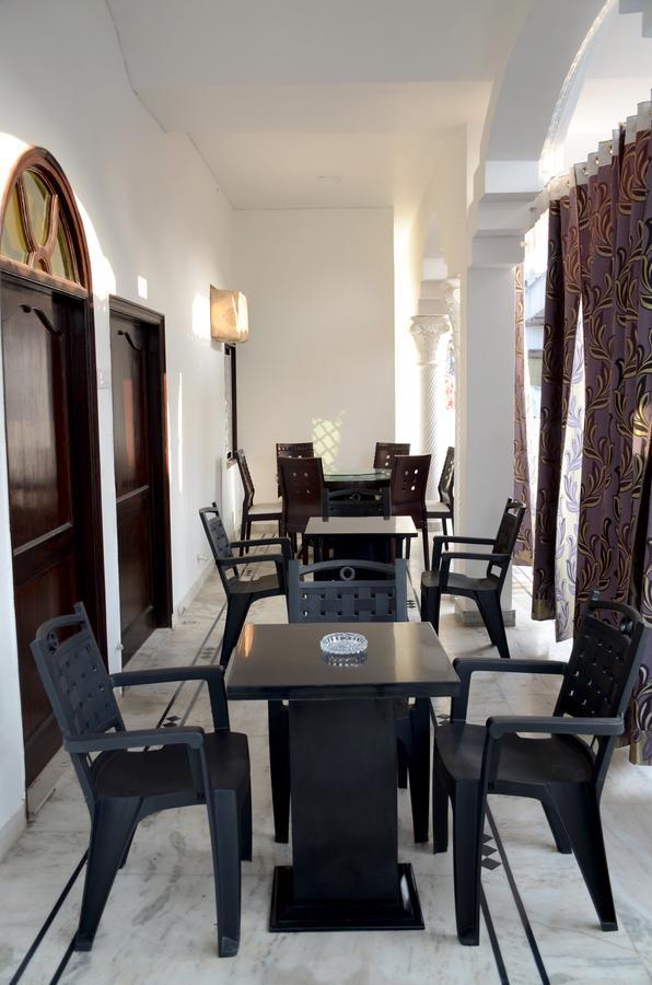 אגרה Taj Square A Luxurious Family Homestay מראה חיצוני תמונה